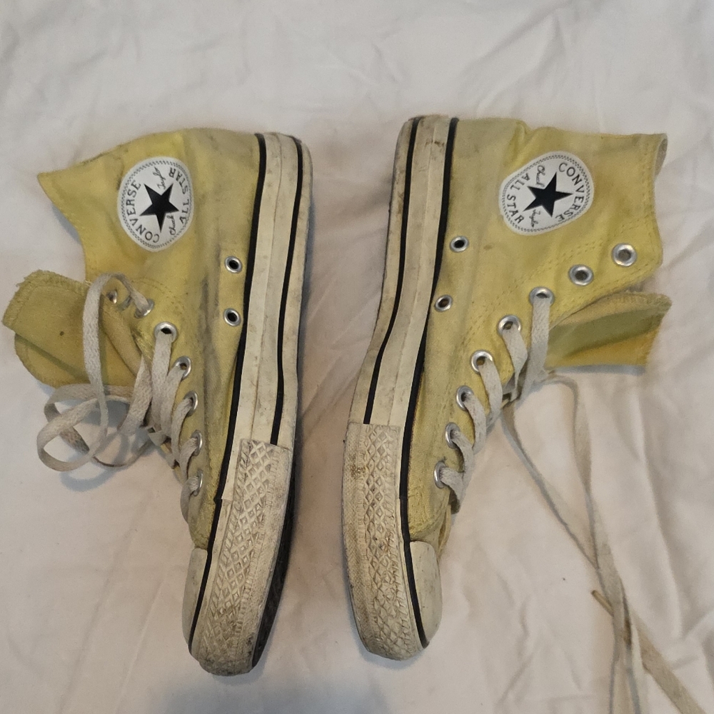 Worn And Dirty Women's Yellow High Top Converse